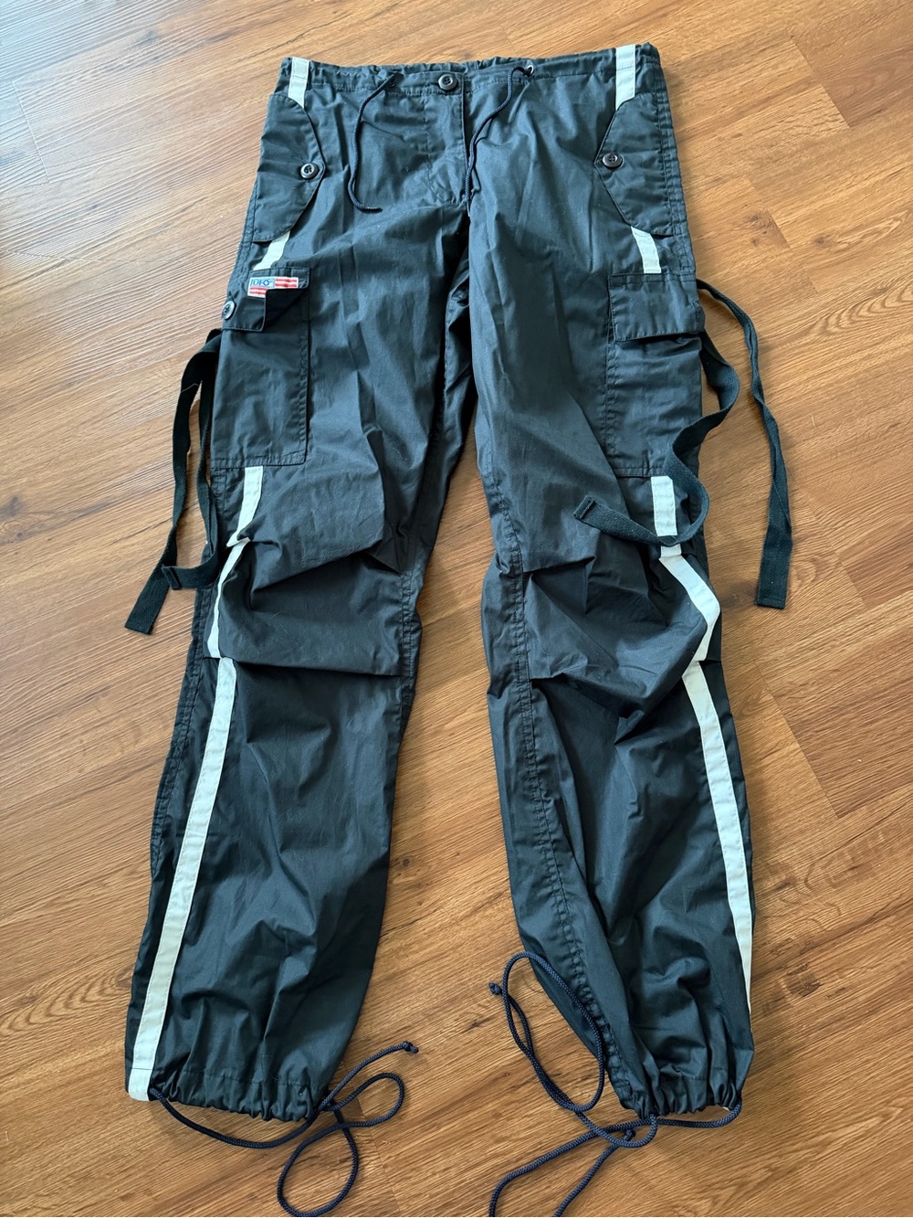 Black Women’s UFO Cargo PARACHUTE Pants white Stripe Y2K Rave Punk Size S small